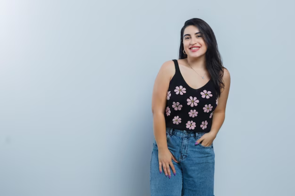Black Printed Crop
